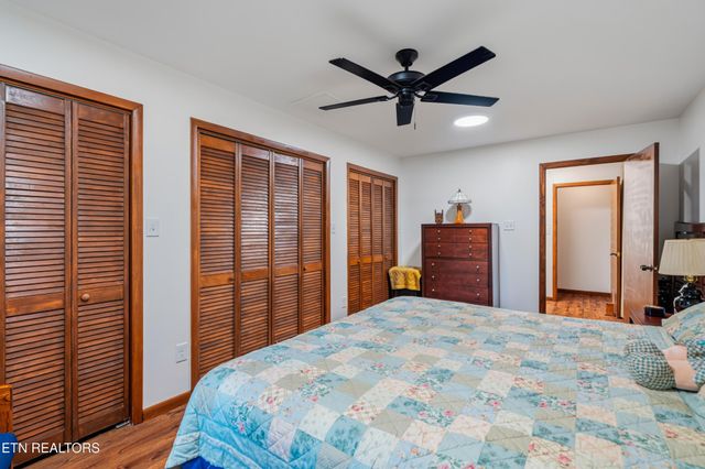 11482 Couch Mill Rd, Knoxville, TN 37931