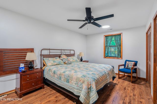 11482 Couch Mill Rd, Knoxville, TN 37931