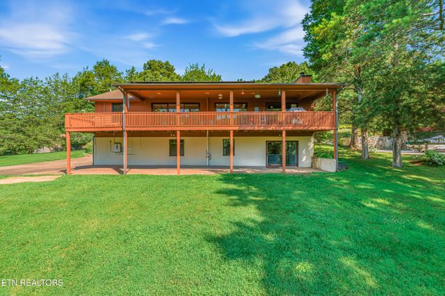 11482 Couch Mill Rd, Knoxville, TN 37931