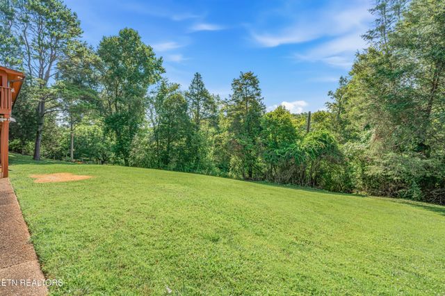 11482 Couch Mill Rd, Knoxville, TN 37931