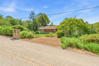 11482 Couch Mill Rd, Knoxville, TN 37931
