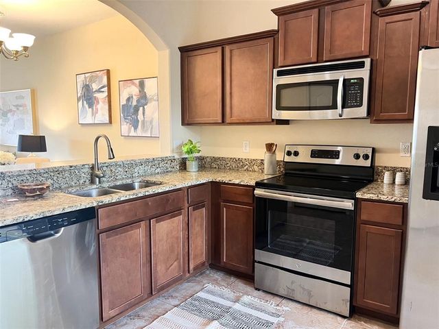 4032 MOUNTAIN CHESTNUT WAY, Lakeland, FL 33812