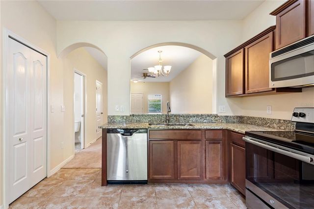 4032 MOUNTAIN CHESTNUT WAY, Lakeland, FL 33812