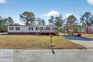 124 Willow Lane NE, Ludowici, GA 31316