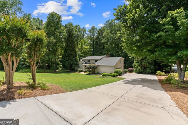 136 S Ole Hickory Trail, Carrollton, GA 30117