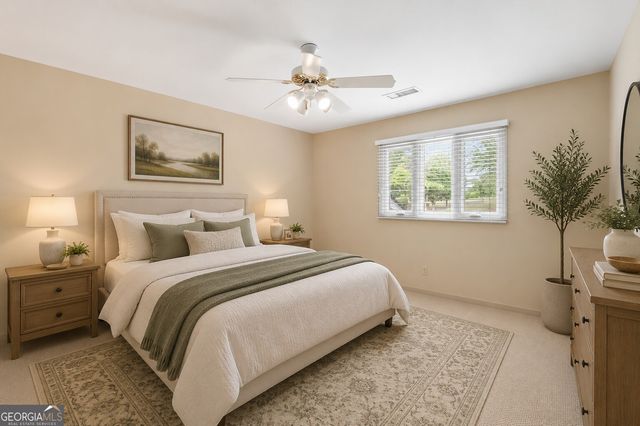136 S Ole Hickory Trail, Carrollton, GA 30117