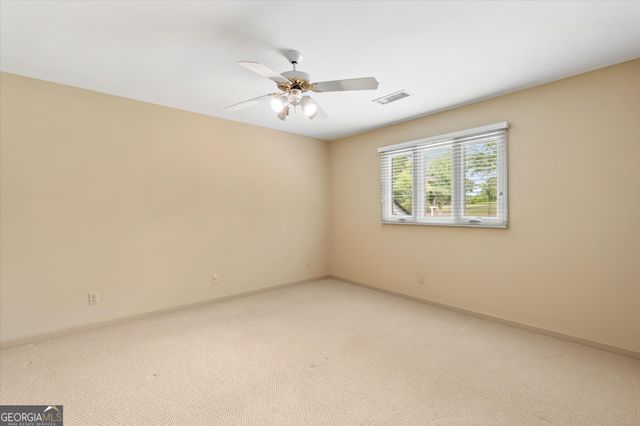 136 S Ole Hickory Trail, Carrollton, GA 30117