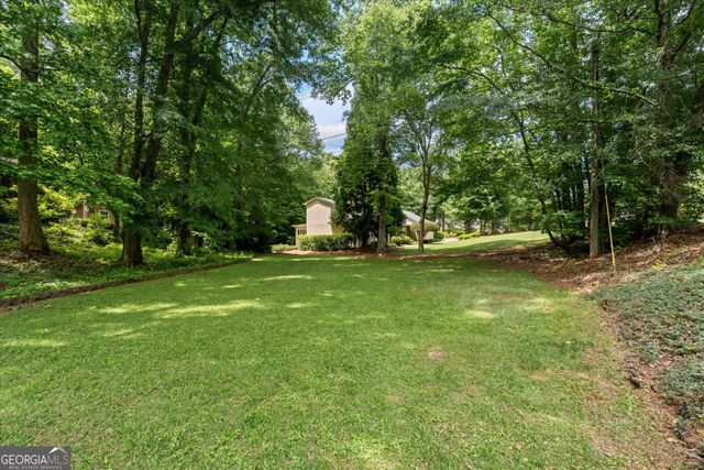 136 S Ole Hickory Trail, Carrollton, GA 30117