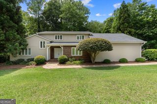136 S Ole Hickory Trail, Carrollton, GA 30117