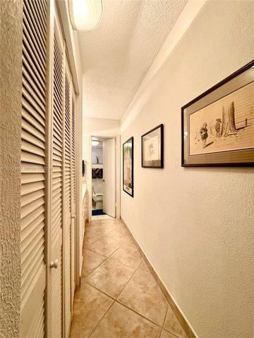 400 N Surf Road RGB, Hollywood, FL 33019