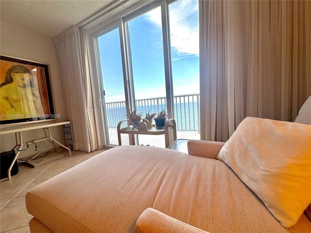 400 N Surf Road RGB, Hollywood, FL 33019