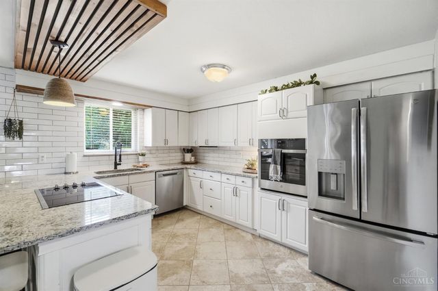 205 Parker Drive, Springboro, OH 45066