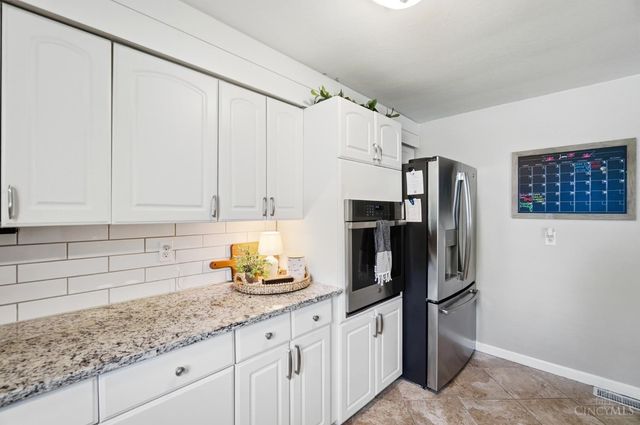 205 Parker Drive, Springboro, OH 45066