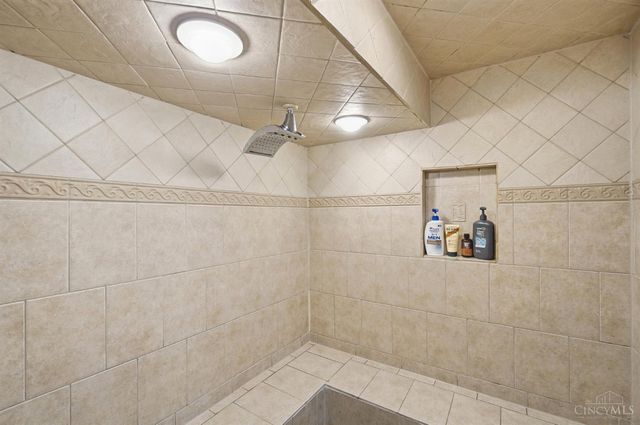 205 Parker Drive, Springboro, OH 45066