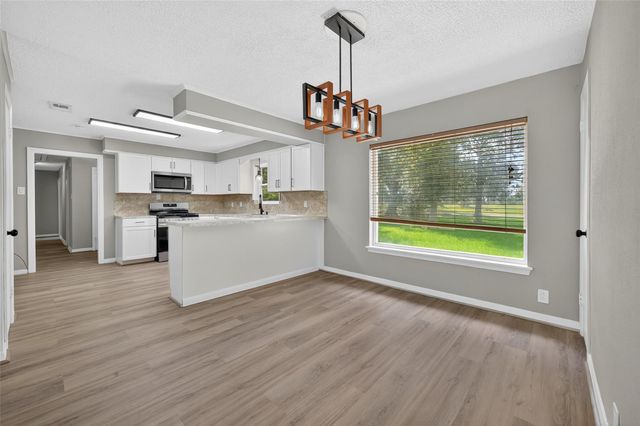 6610 Steinman Street, Baytown, TX 77520