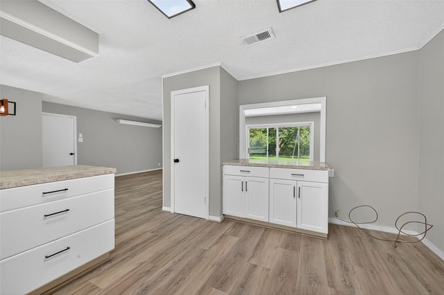 6610 Steinman Street, Baytown, TX 77520