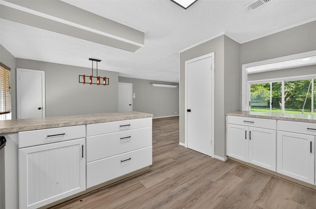 6610 Steinman Street, Baytown, TX 77520