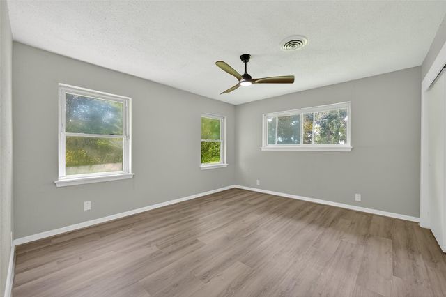 6610 Steinman Street, Baytown, TX 77520