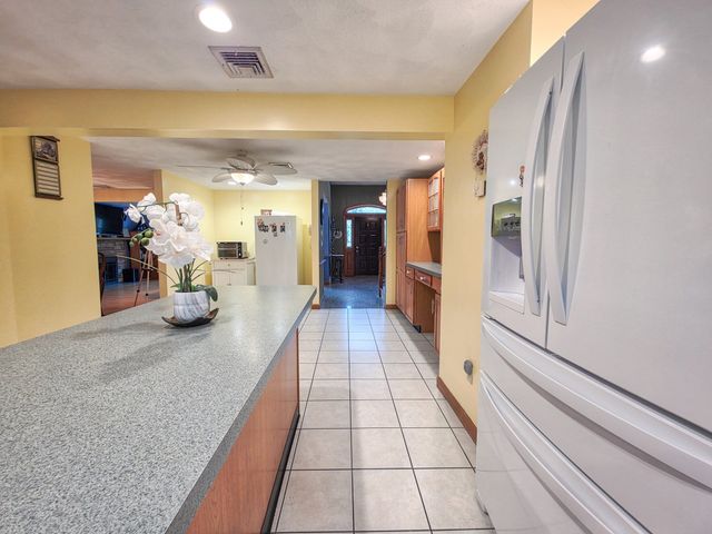 130 Saint Claire St, Braintree, MA 02184