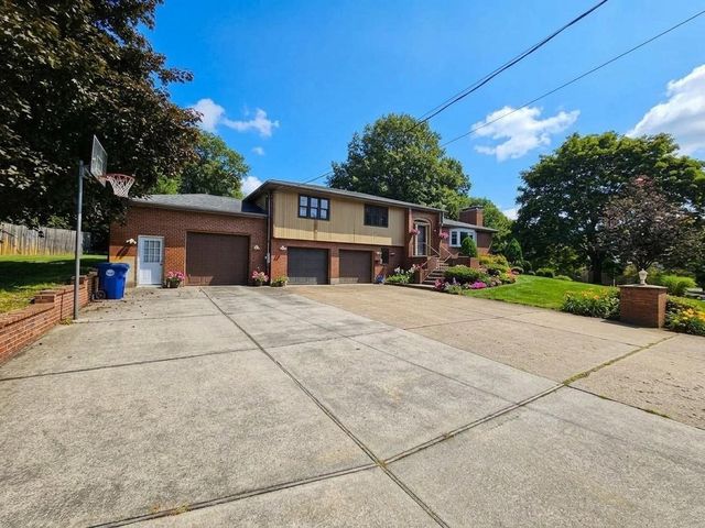 130 Saint Claire St, Braintree, MA 02184