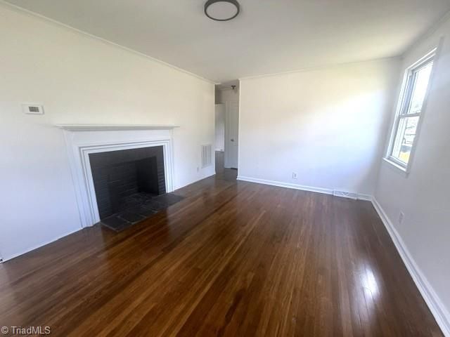 1048 E Clemmonsville Road, Winston-salem, NC 27127