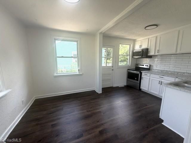1048 E Clemmonsville Road, Winston-salem, NC 27127