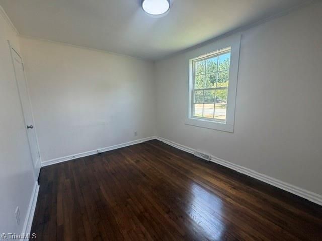 1048 E Clemmonsville Road, Winston-salem, NC 27127