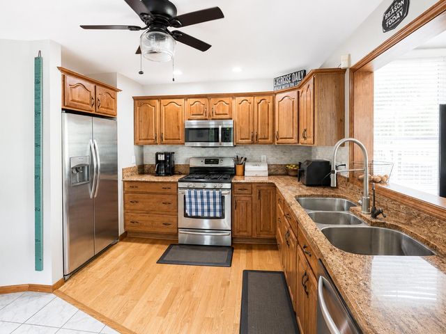 218 W 700 N, Valparaiso, IN 46385
