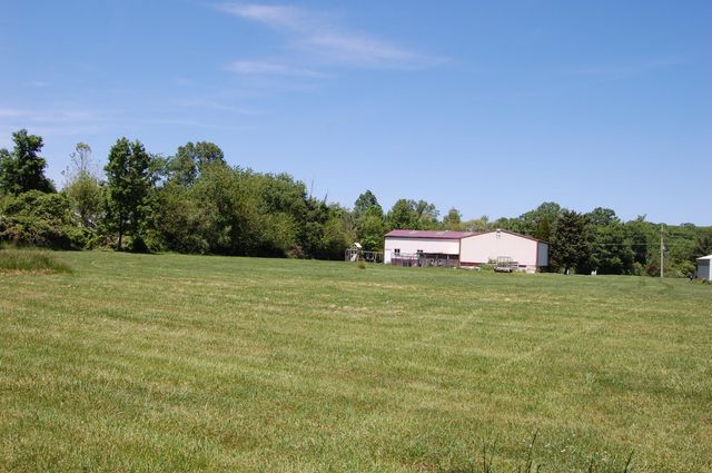 218 W 700 N, Valparaiso, IN 46385