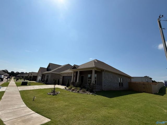 24008 Quints Drive, Athens, AL 35613