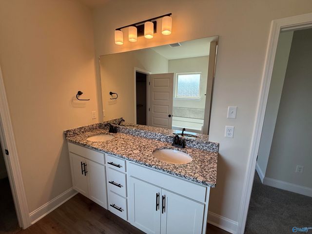 24008 Quints Drive, Athens, AL 35613