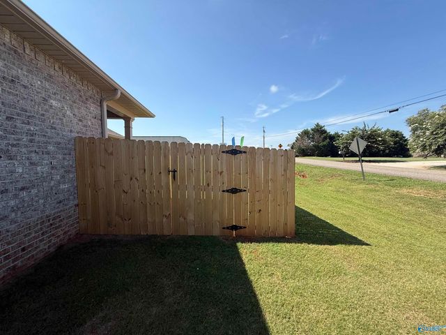24008 Quints Drive, Athens, AL 35613
