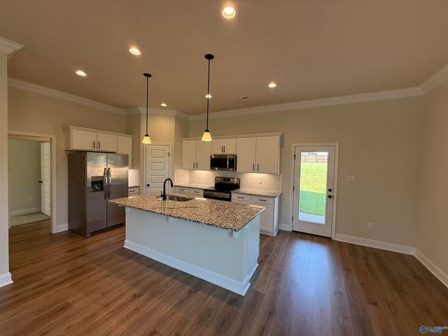 24008 Quints Drive, Athens, AL 35613