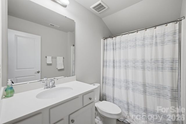 5281 Turtle Creek Drive, Denver, NC 28037