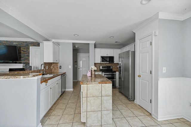 136 Blue Jasmine Lane, Summerville, SC 29483