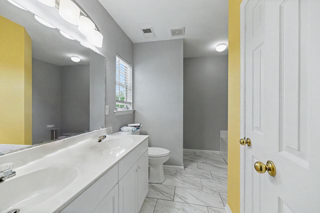 136 Blue Jasmine Lane, Summerville, SC 29483