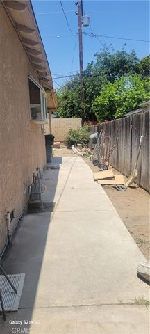 2570 W 6th Street, San Bernardino, CA 92410