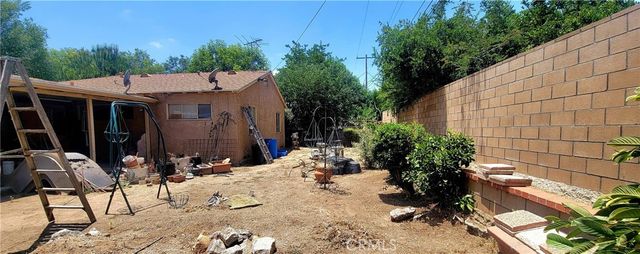 2570 W 6th Street, San Bernardino, CA 92410