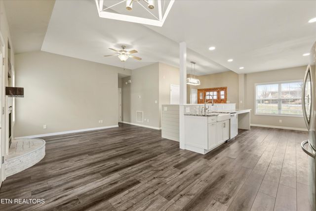 5600 Barineau Lane, Knoxville, TN 37920