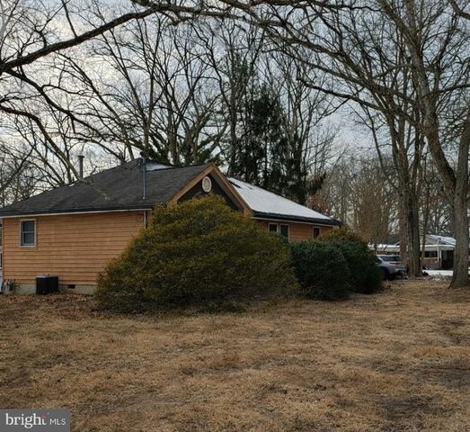 691 FAVA DR, Vineland, NJ 08360