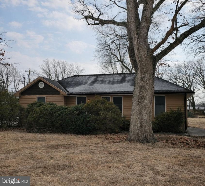 691 FAVA DR, Vineland, NJ 08360