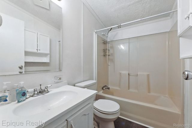 3831 Beech Street, Fort Gratiot Charter Township, MI 48059