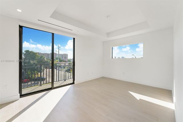 3345 SW 22nd Ter 3343, Miami, FL 33145