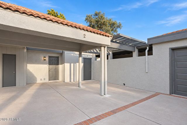 2416 W CARIBBEAN Lane 2, Phoenix, AZ 85023
