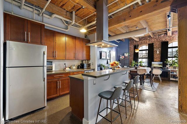 6533 E Jefferson Avenue 307, Detroit, MI 48207