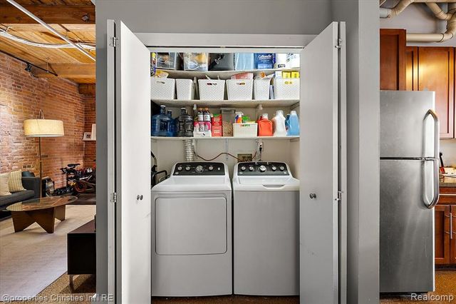 6533 E Jefferson Avenue 307, Detroit, MI 48207