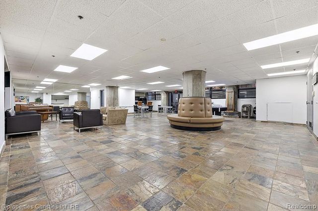 6533 E Jefferson Avenue 307, Detroit, MI 48207