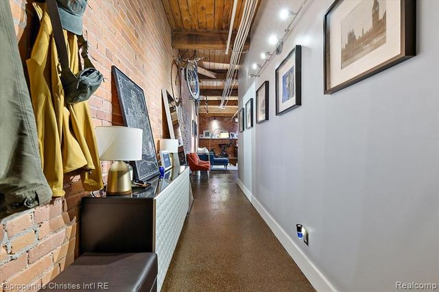 6533 E Jefferson Avenue 307, Detroit, MI 48207