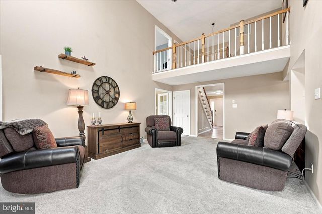 1 BALMORAL DR, Chadds Ford, PA 19317