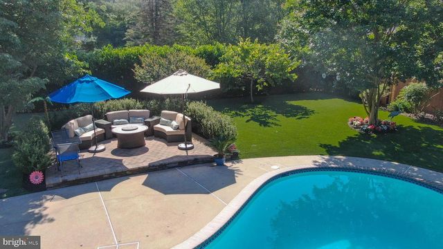 1 BALMORAL DR, Chadds Ford, PA 19317